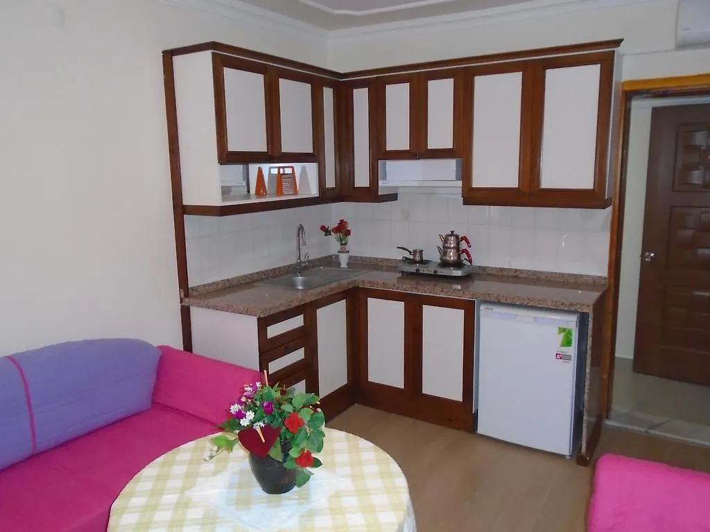 Lacin Apart Hotel Datça Apartman