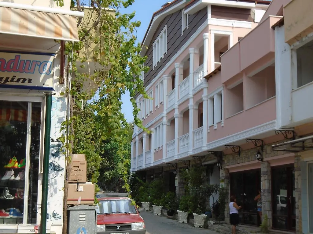 Lacin Apart Hotel Datça 0*,